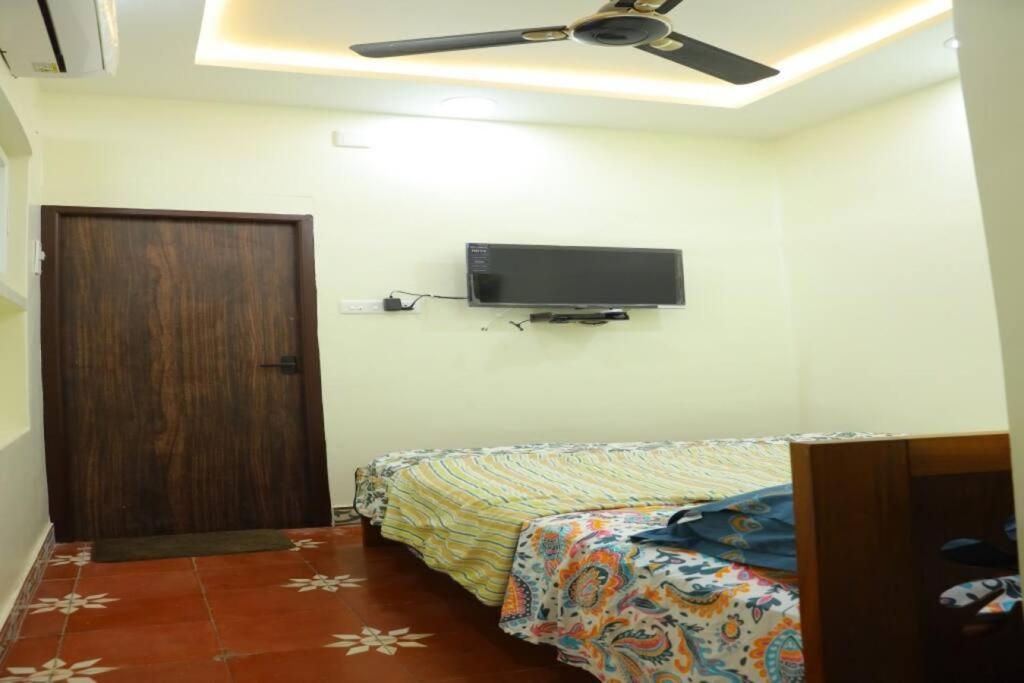 Heritage Home With 2 Bed/2 Bath With Kitchen In A Residential Neighborhood. Madurai Exterior foto